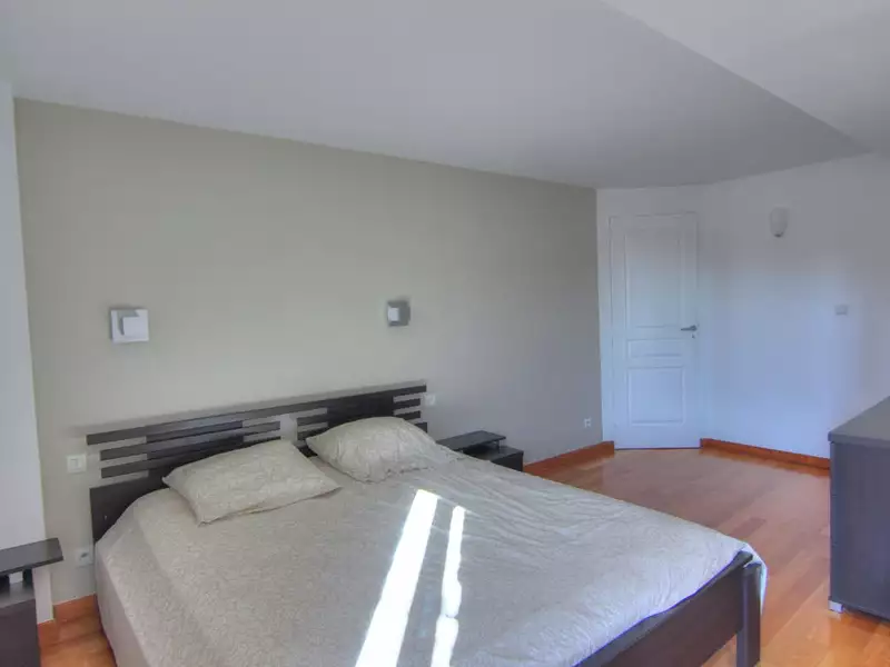 Maison, 417 m²