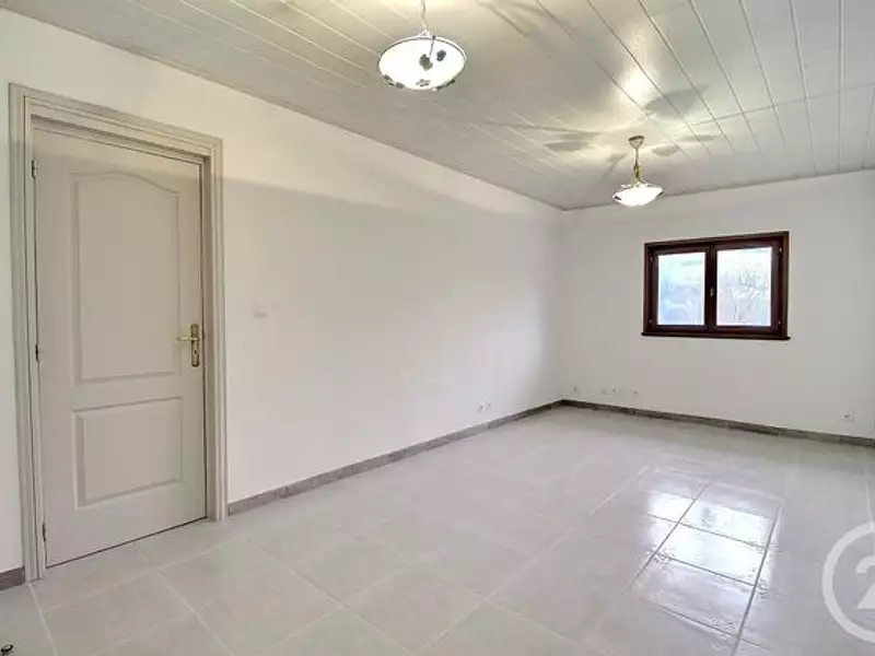 Maison, 127,6 m²