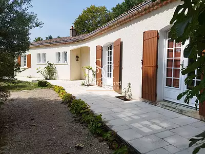 Maison, 257 m²