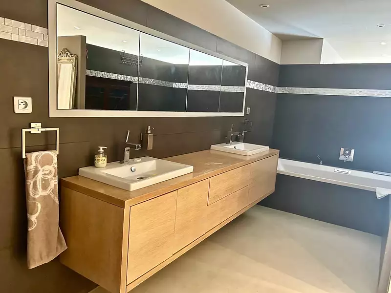 Maison, 197,84 m²