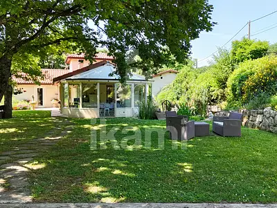 Maison, 146 m²