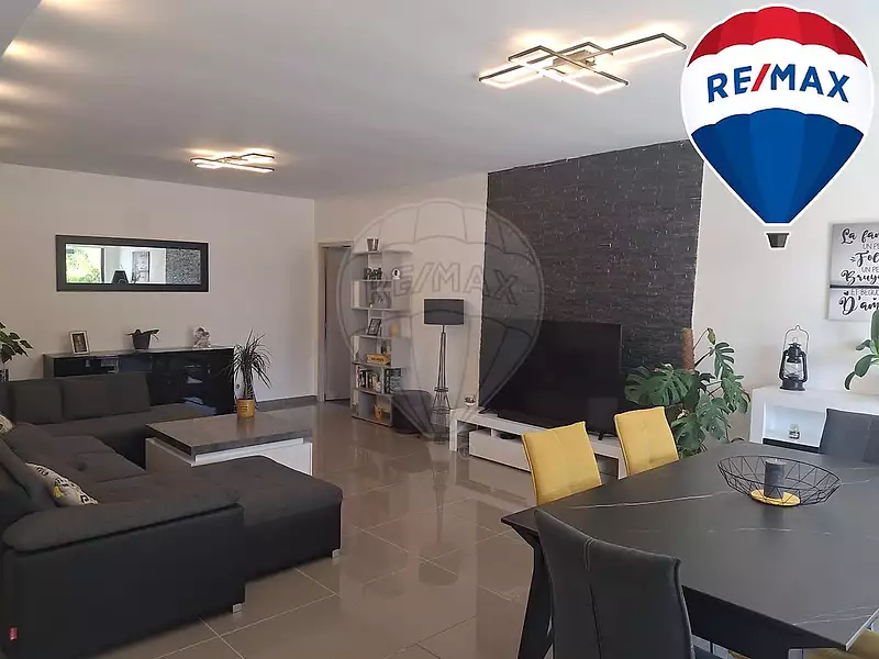 Maison, 165 m²