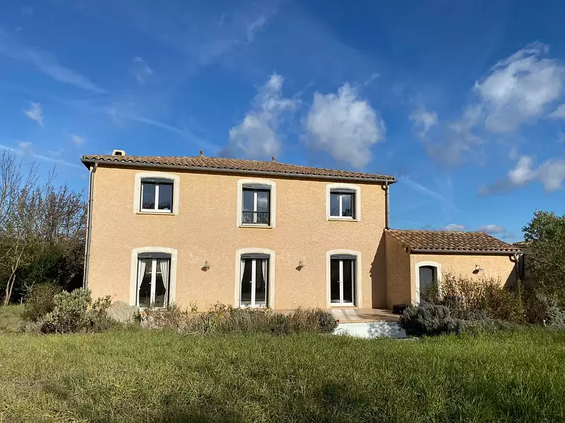 Maison, 180 m²