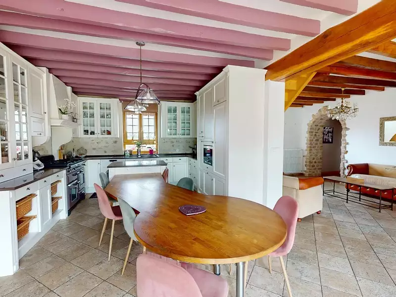 Maison, 220 m²
