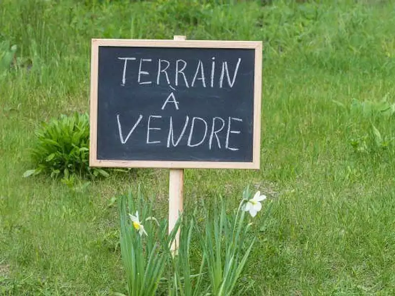 Terrain, 421 m²