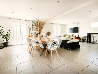 Maison, 122 m²