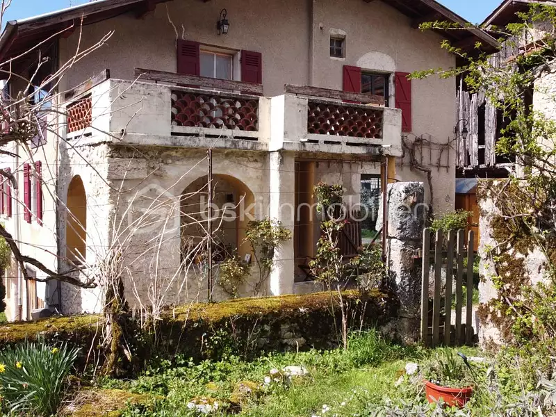 Maison, 278 m²