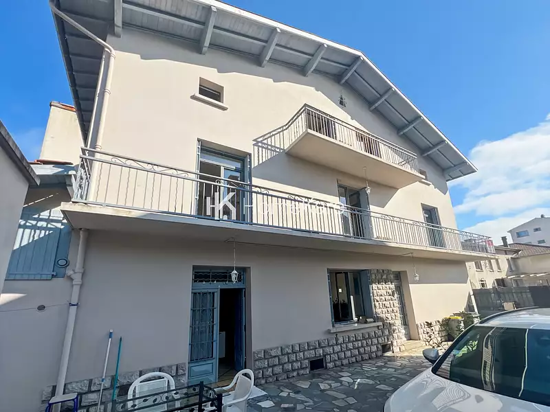 Maison, 230 m²