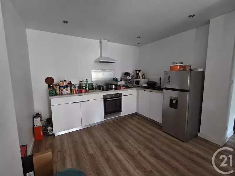 Immeuble, 281 m²