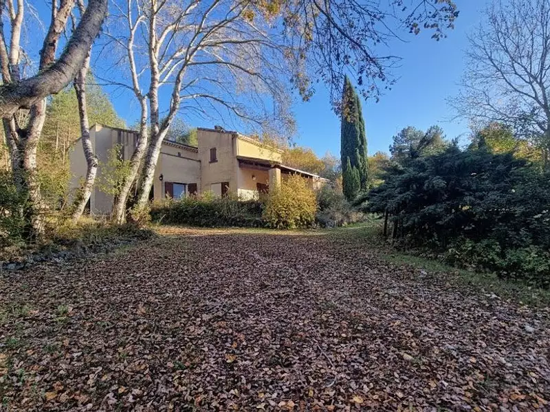 Maison, 250 m²