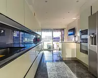 Appartement, 184 m²