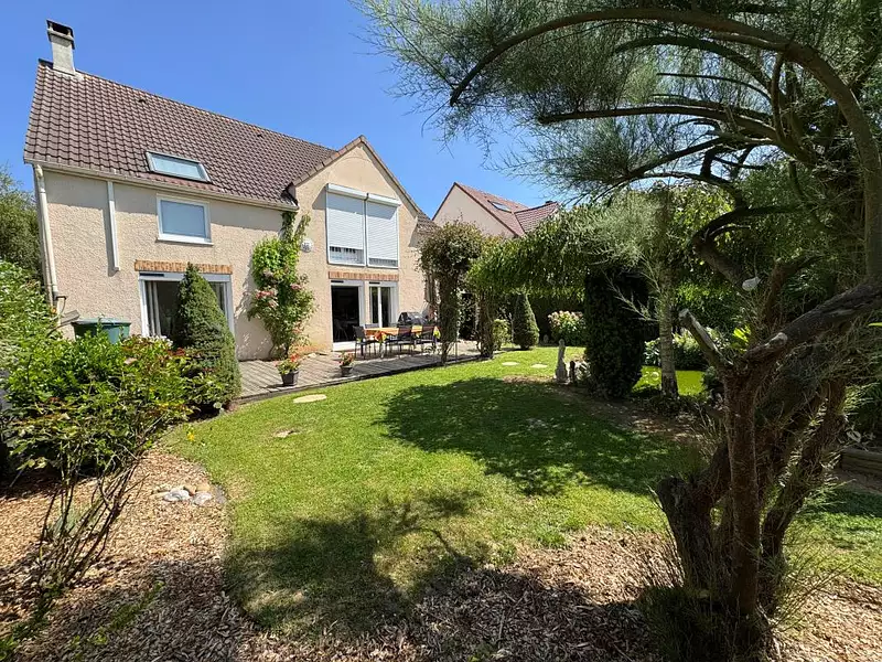 Maison, 147 m²