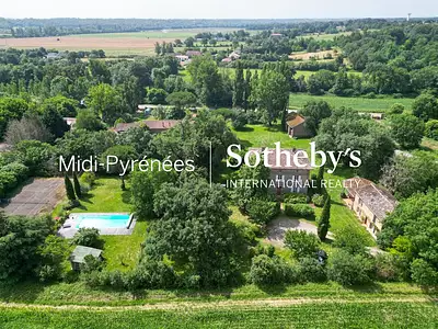 Maison, 484 m²