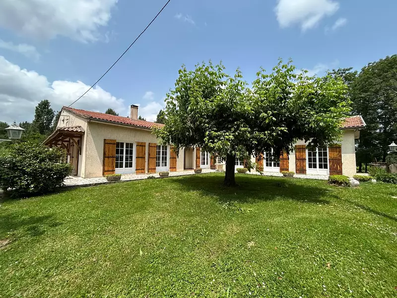 Maison, 185 m²