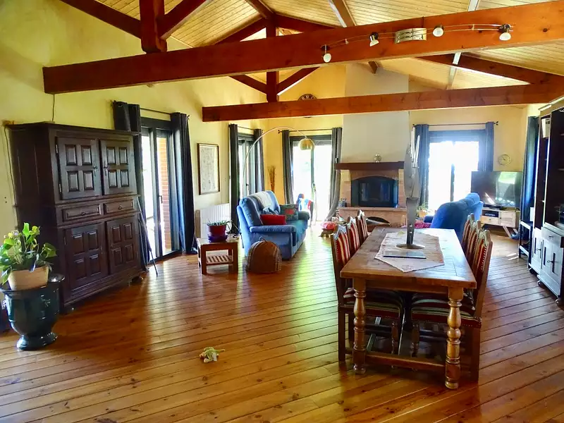 Maison, 233 m²