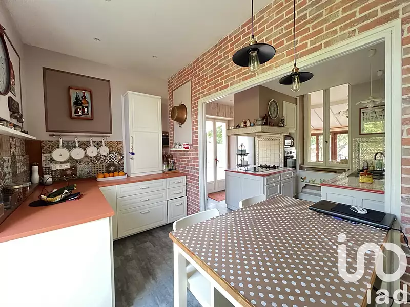 Maison, 232 m²