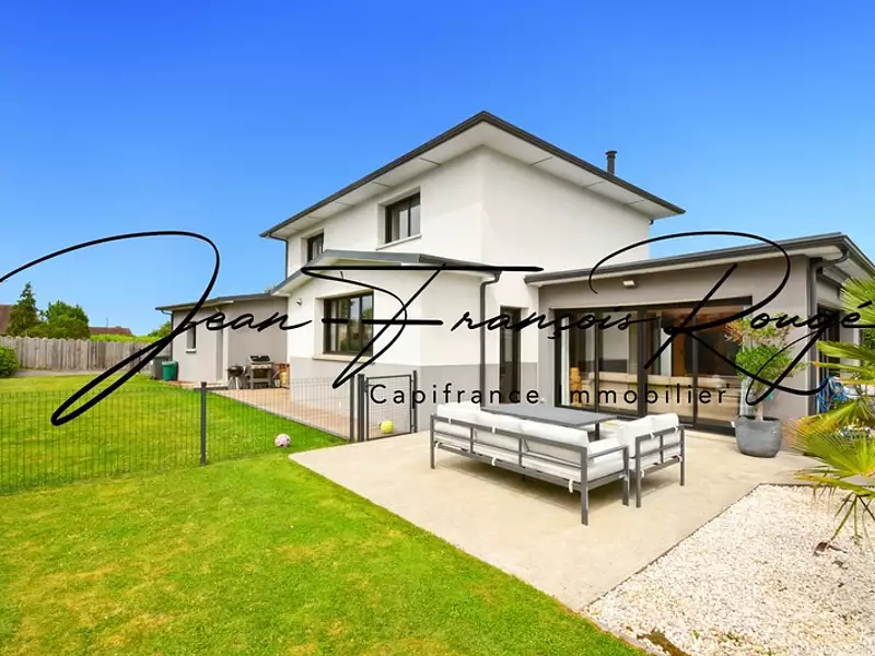 Maison, 162 m²