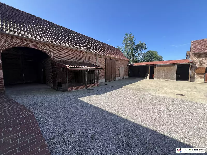 Maison, 257 m²