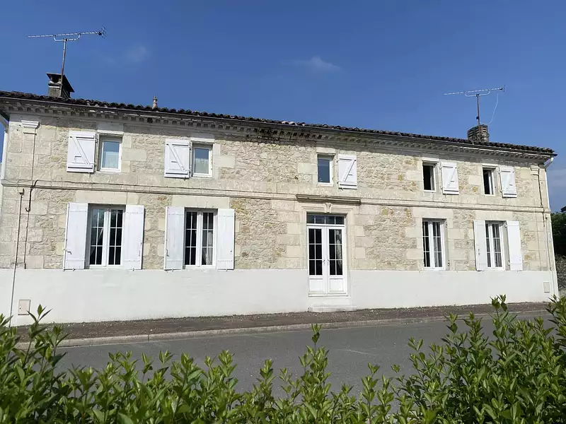 Maison, 373 m²