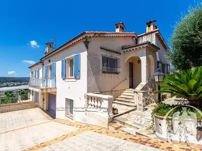 Maison, 181 m²