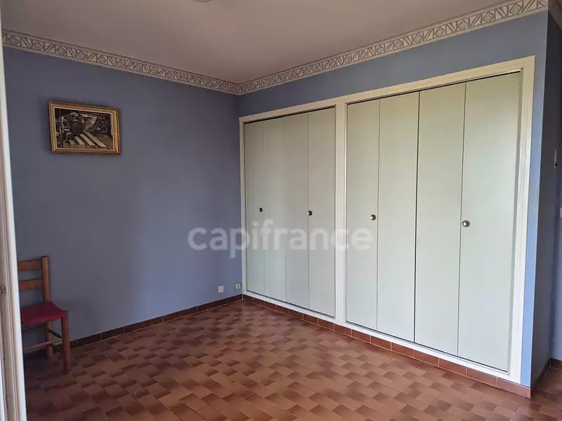 Maison, 167 m²