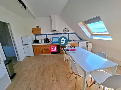 Maison, 210 m²