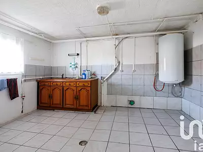 Maison, 196 m²