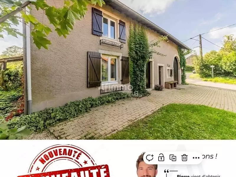 Maison, 255 m²