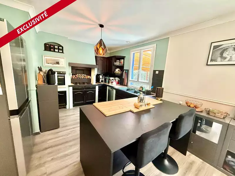 Maison, 190 m²