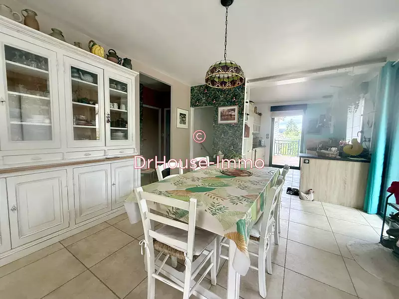 Maison, 180 m²