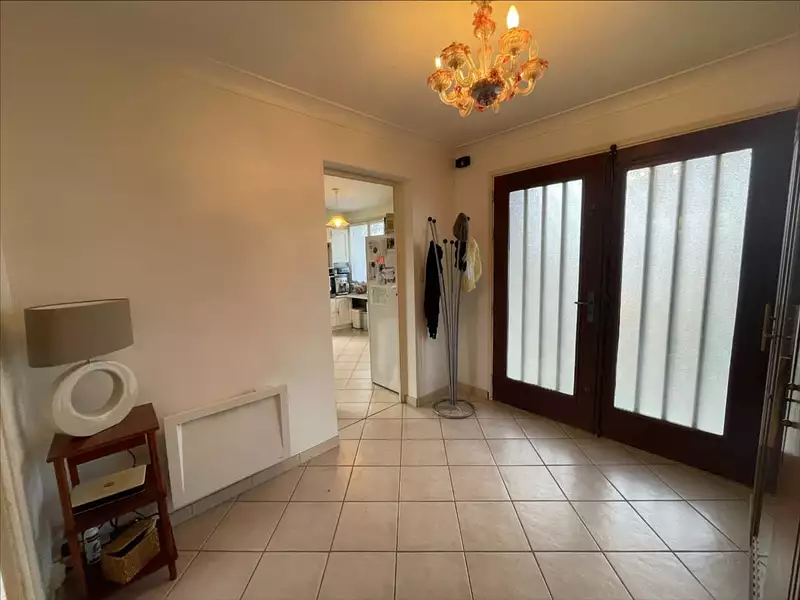 Maison, 194 m²