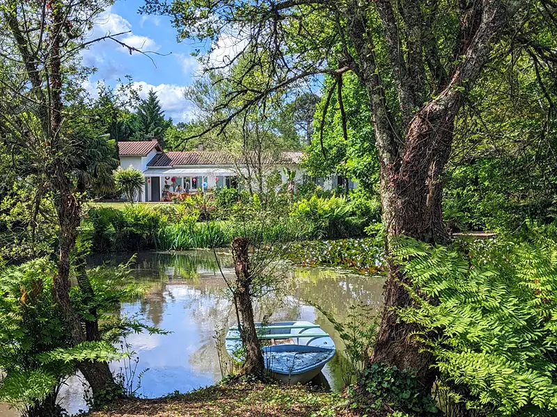 Maison, 210 m²