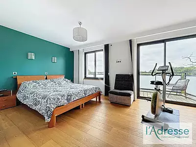 Maison, 240 m²
