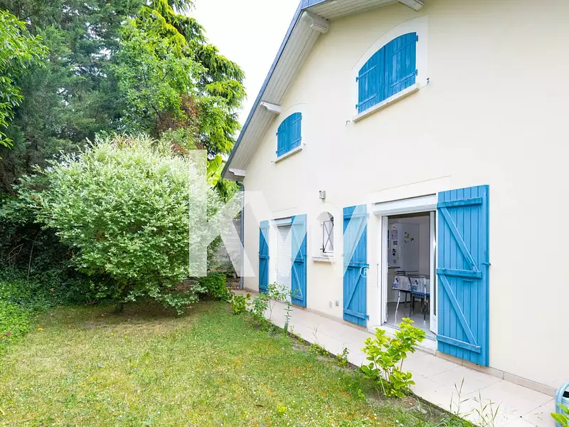 Maison, 287 m²