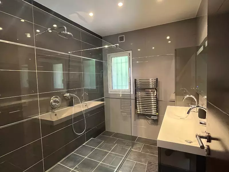 Maison, 292 m²