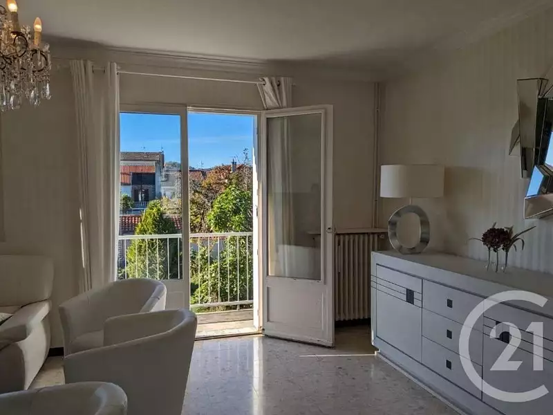 Maison, 187 m²