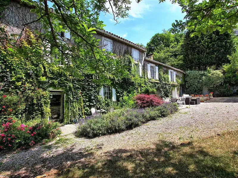 Maison, 320 m²