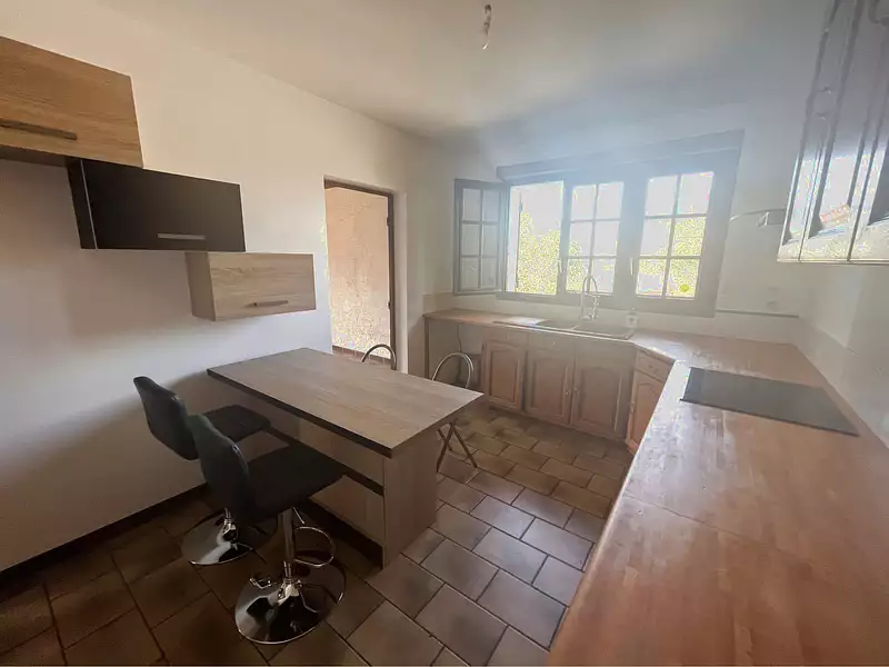 Maison, 204 m²
