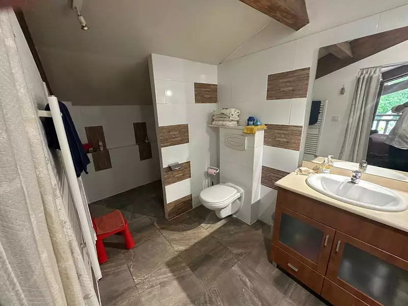 Maison, 180 m²