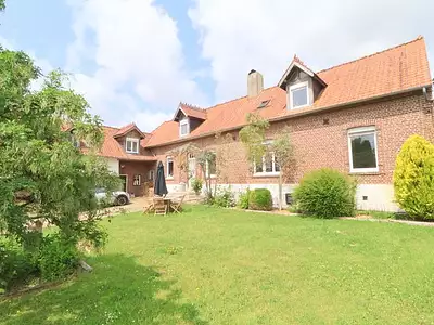 Maison, 240 m²