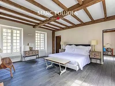 Maison, 305 m²