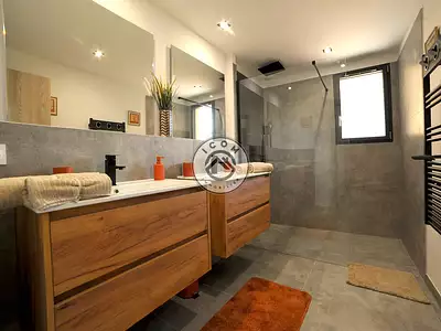 Maison, 155 m²