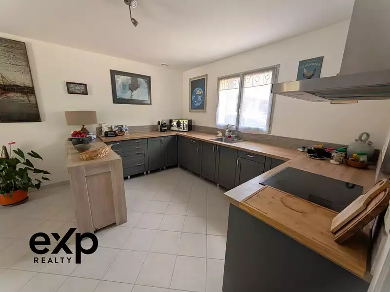 Maison, 105 m²