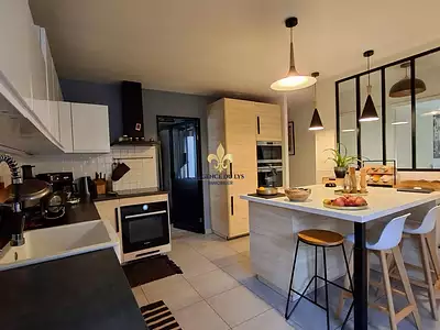 Maison, 254 m²