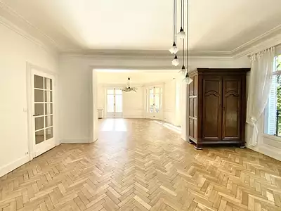 Appartement, 196,16 m²