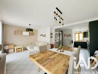 Maison, 84 m²