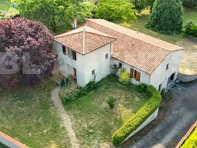 Maison, 151 m²