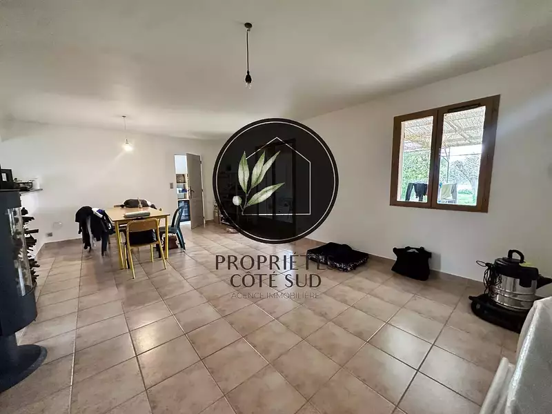 Maison, 94 m²