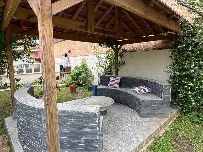 Maison, 160 m²