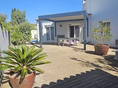 Maison, 143,7 m²
